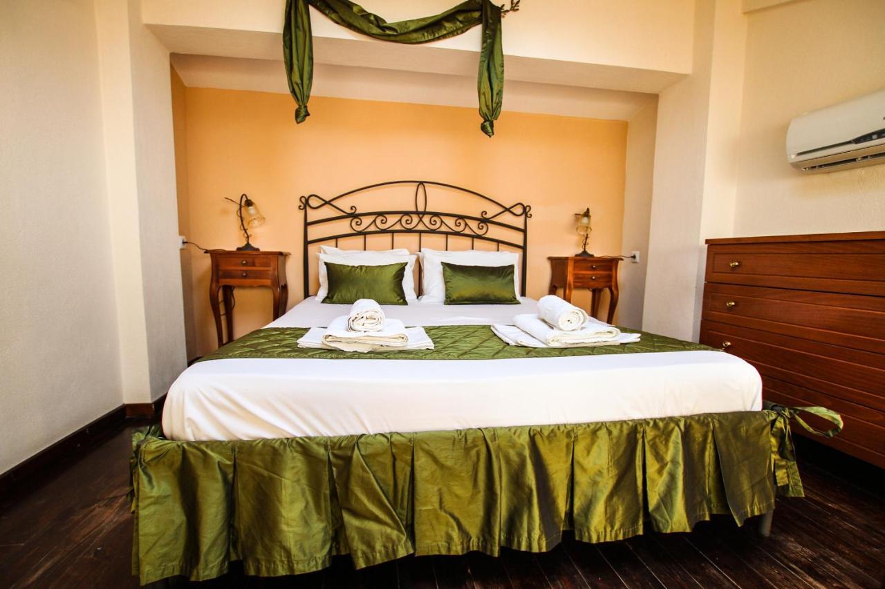 Xenonas Apollon Aparthotel Sarti Luaran gambar