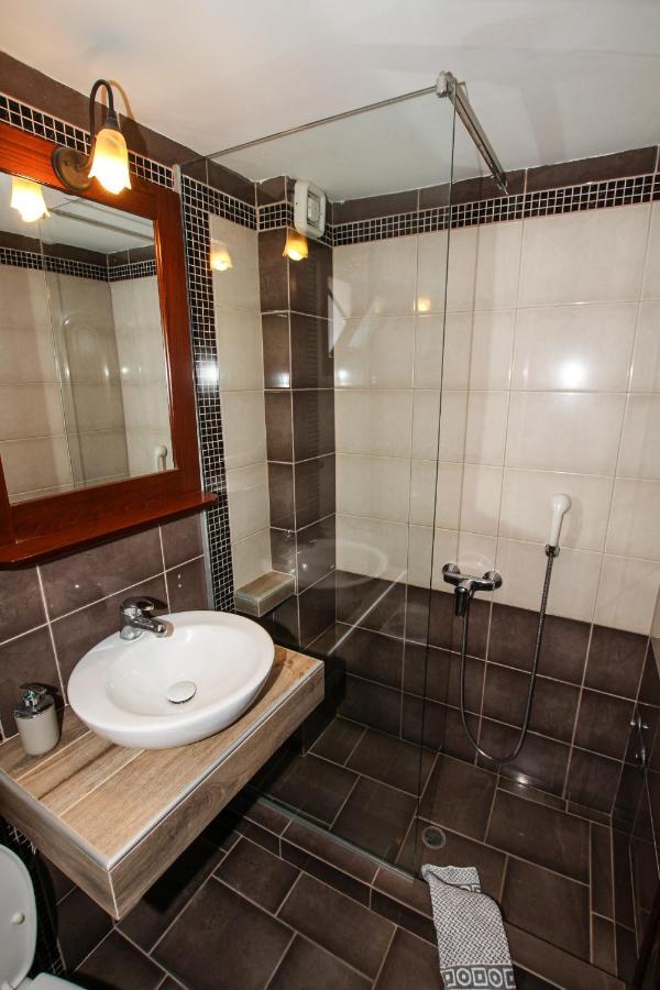 Xenonas Apollon Aparthotel Sarti Luaran gambar